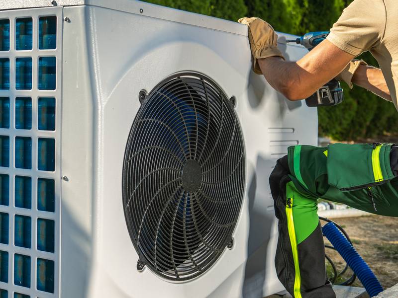 What Are Common Issues That HVAC Contractors Can Help With?