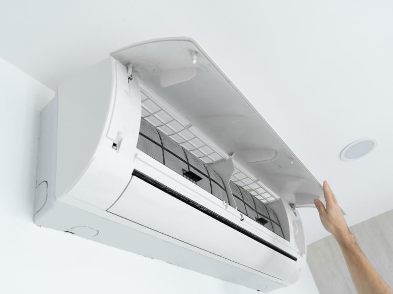 How Can Proactive Air Conditioner Repair Lower Your Monthly Energy Bills?