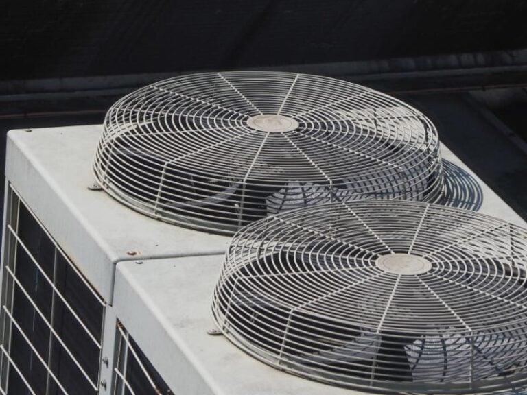 How Modern Heating and Cooling Systems Combat Michigan’s Summer Humidity